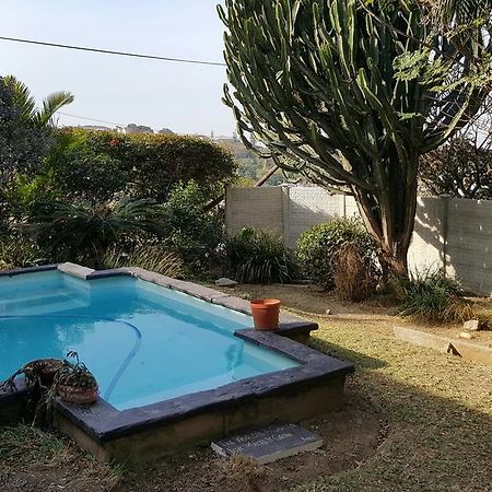 Thurston'S Beach House Retreat Villa Port Shepstone Esterno foto